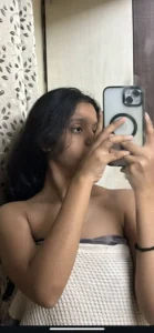 Indian Village Girlfriend Sex Photos in Towel Shows Naked Boobs & Pussy
